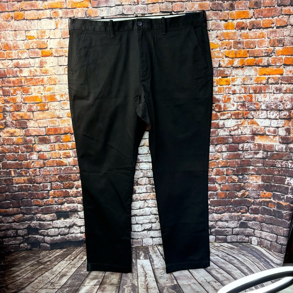 Madewell Black Chinos men Size 38/32 NWT